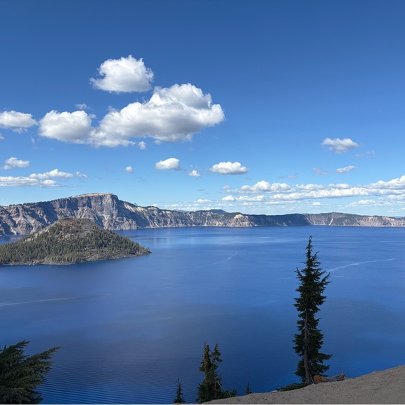 Meet your Posher. - Picture 2 of 2